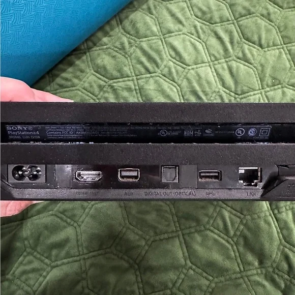 Playstation 4 Sony Black Game console - Picture 3 of 4